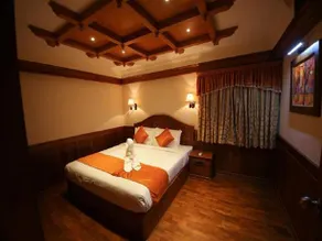 Hotel Doubloon - Image 4