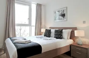 Tower Hill Serviced Apartments - Image 4