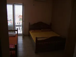 Curani Guesthouse - Image 4