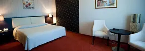 Promenada Hotel - Image 2