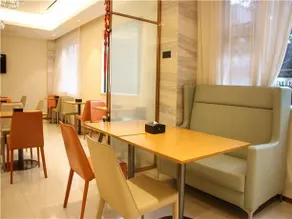 CC Inn Nanning - Image 3
