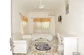 Moowal Grand Hotel - Image 3