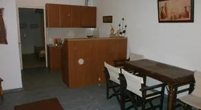 Sunny Apartment on the Beach, Methoni - Image 2