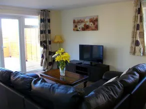 Eversleigh Woodland Lodges - Image 4
