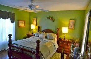 Eagle's Wing Bed & Breakfast - Image 4
