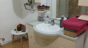 Apartman blizko Brna s dobovymi dekoracemi - Image 3