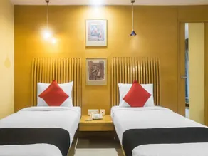 Capital O 15501 Hotel Regency - Image 5