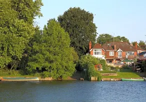 Inverloddon Bed and Breakfast, Wargrave - Image 5