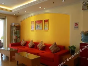 Home Inn Shenyang Xinmin Liaohe Street - Image 4