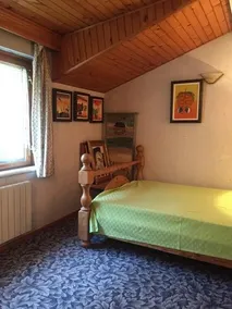 YELLOW HOUSE - Image 5