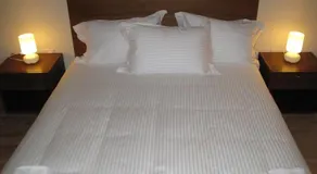 Platinum Suites - Image 2