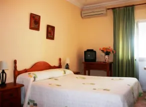 Hostal Sonrisa Del Mar - Image 4