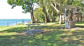 25 Christmas Bush Avenue - Aircon Pet Friendly Small Boat Parking & Wifi - Image 2