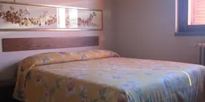 La Maison Rouge - Image 5
