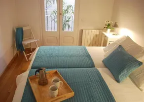 Cute Center Apartment - Image 3