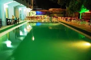 Marla Suit Hotel - Image 4