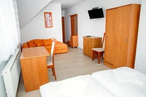 PRIVáT SAMUEL - Image 2