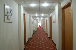 Happy Garden Hotel - Image 3