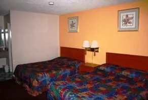 Budget Motor Inn - Image 2