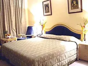 Classic Hilltop Resort - Image 2