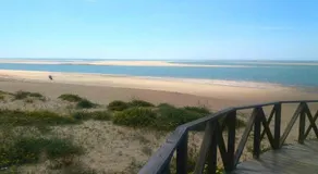 Casa Típica Junto a la Playa - Image 3