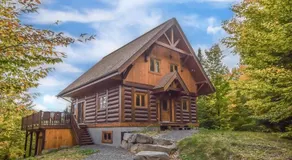 Log Cabin Home with Lake and Mountain view by Reserver.ca - Image 2