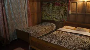 Jigar Palace Houseboat - Image 4