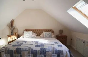 Longleat Luxury Apartment - Image 3