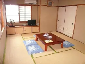 Uzushio Onsen small inn Kanchoso - Image 3