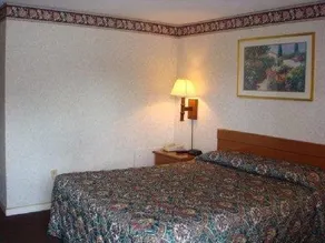 Anchorage Suite Lodge - Image 4