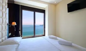 Hotel Shine - Image 5