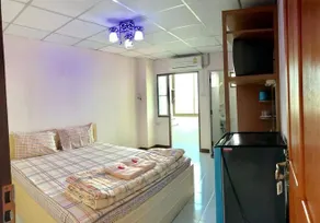 Tat Hotel - Image 2