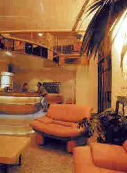 Hotel Arches - Image 3
