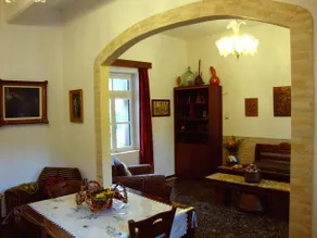 Venezian Castle House - Image 4