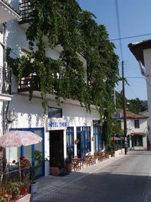 Hotel Theo - Image 2
