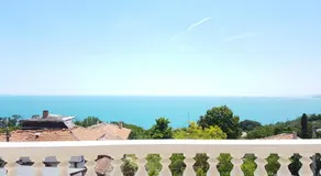 Trakata Villa Apartments - Image 5