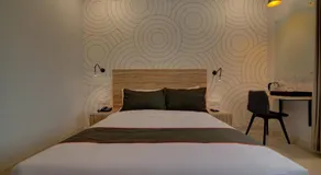 Collection O Hotel Orient Crown - Image 3