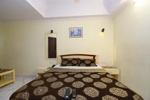Om Hotel - Image 4