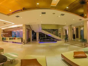 Yijin Business Hotel - Image 2