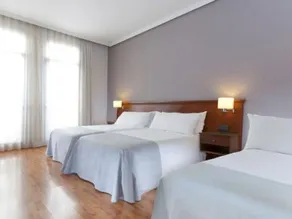 TRYP by Wyndham Madrid Cibeles - Image 5