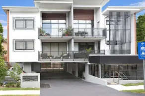 Back of the Block Bulimba - Executive 3BR Bulimba apartment with leafy outlook - Image 1