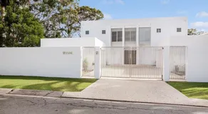 7 Witta Circle Apartments - Image 2