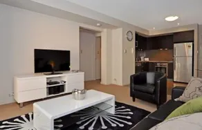 Astra Apartments Perth CBD - Image 3