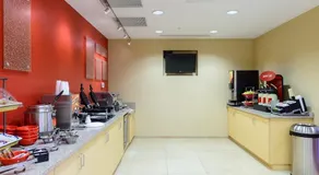 TownePlace Suites by Marriott Frederick - Image 3