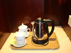 North West Hotel - Image 5