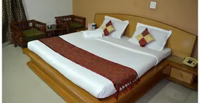 Hotel Surbhi - Image 5