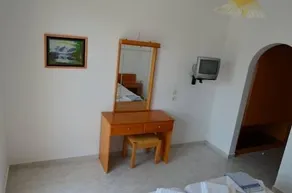 Tsampika Apartments - Image 5