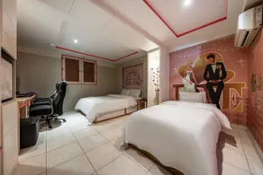 C& Hotel - Image 2