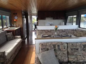 Diverse Rentals & Vacations - Image 5