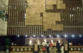 Wuzhou Riverside Grand Metropark Hotel - Image 2